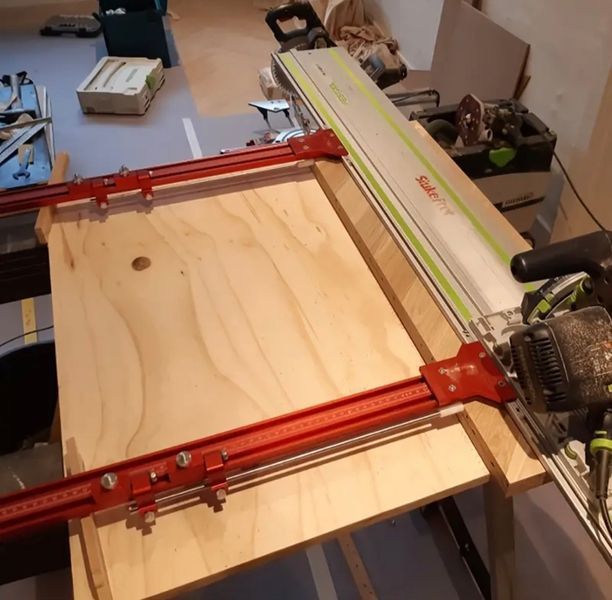 Лінійки - паралельні направляючі до шини Makita, Festool та їм подібні 0501 фото